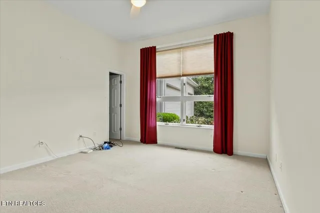 $999,900 | 130 Pointe Summit Drive, Greenback, TN 37742