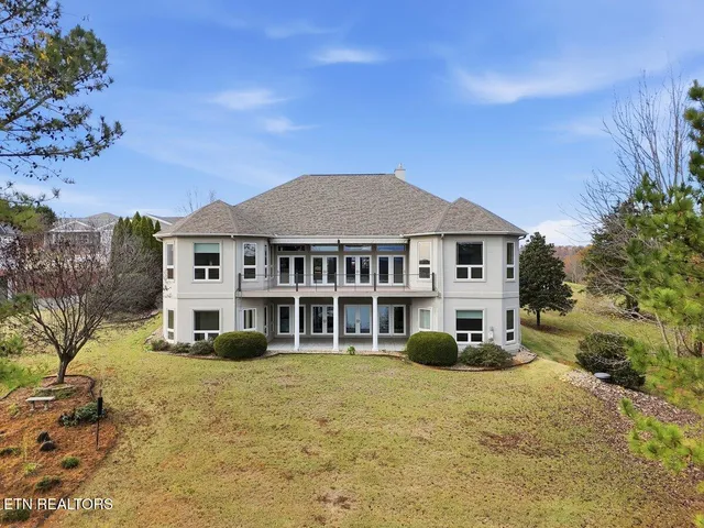 $999,900 | 130 Pointe Summit Drive, Greenback, TN 37742
