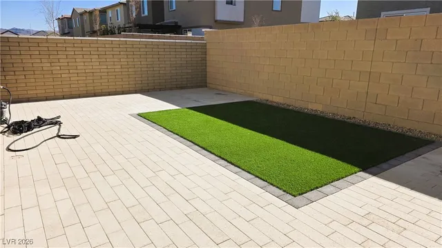 $2,600 | 115 Charlie Chase Avenue, Henderson, NV 89011