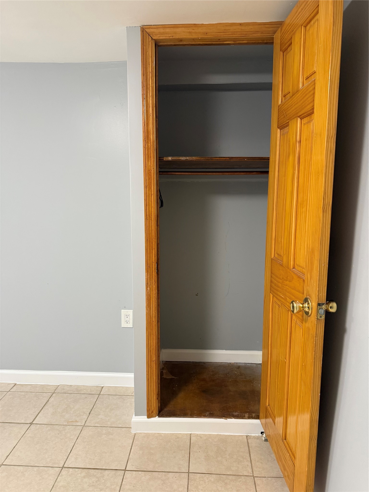 337 1/2 Riverside Drive, Unit E Johnson City, NY 13790 - Photo 14 of 16