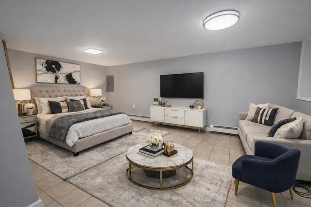 $1,000 | 337 1/2 Riverside Drive, Unit E, Johnson City, NY 13790