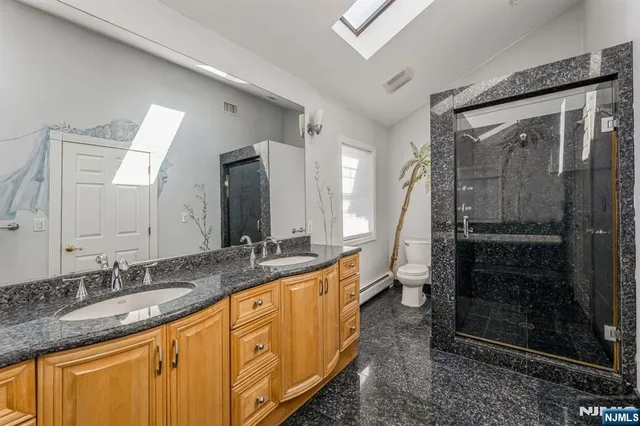 $6,000 | 562 Franklin Avenue, Franklin Lakes, NJ 07417