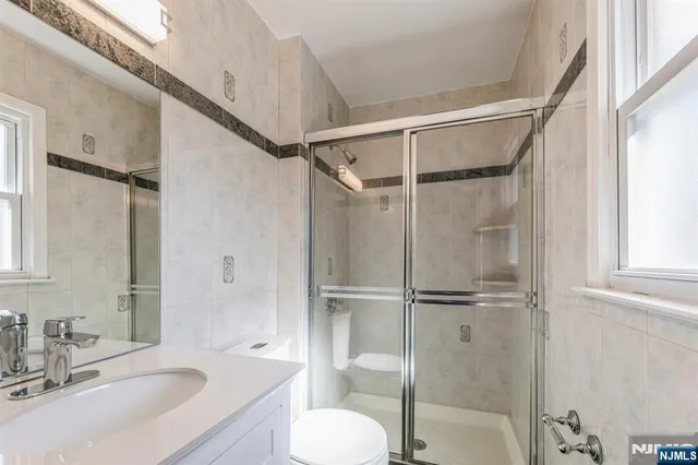 $6,000 | 562 Franklin Avenue, Franklin Lakes, NJ 07417