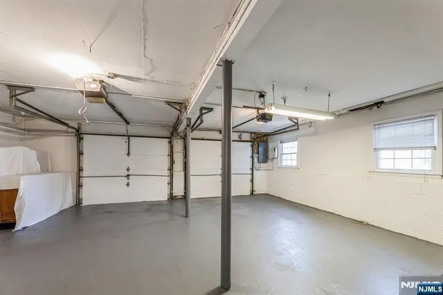 $6,000 | 562 Franklin Avenue, Franklin Lakes, NJ 07417