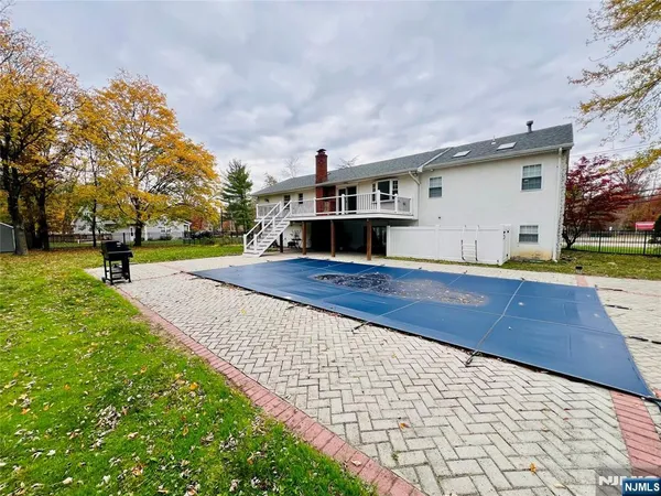 $6,000 | 562 Franklin Avenue, Franklin Lakes, NJ 07417