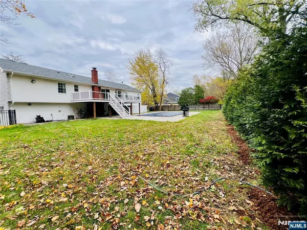 $6,000 | 562 Franklin Avenue, Franklin Lakes, NJ 07417