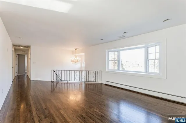 $6,000 | 562 Franklin Avenue, Franklin Lakes, NJ 07417