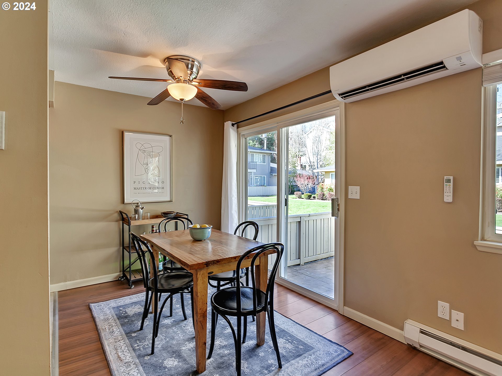 2531 Southwest Spring Garden Street, Unit 16 Portland, OR 97219 - Photo 15 of 36 Gallery Image 15