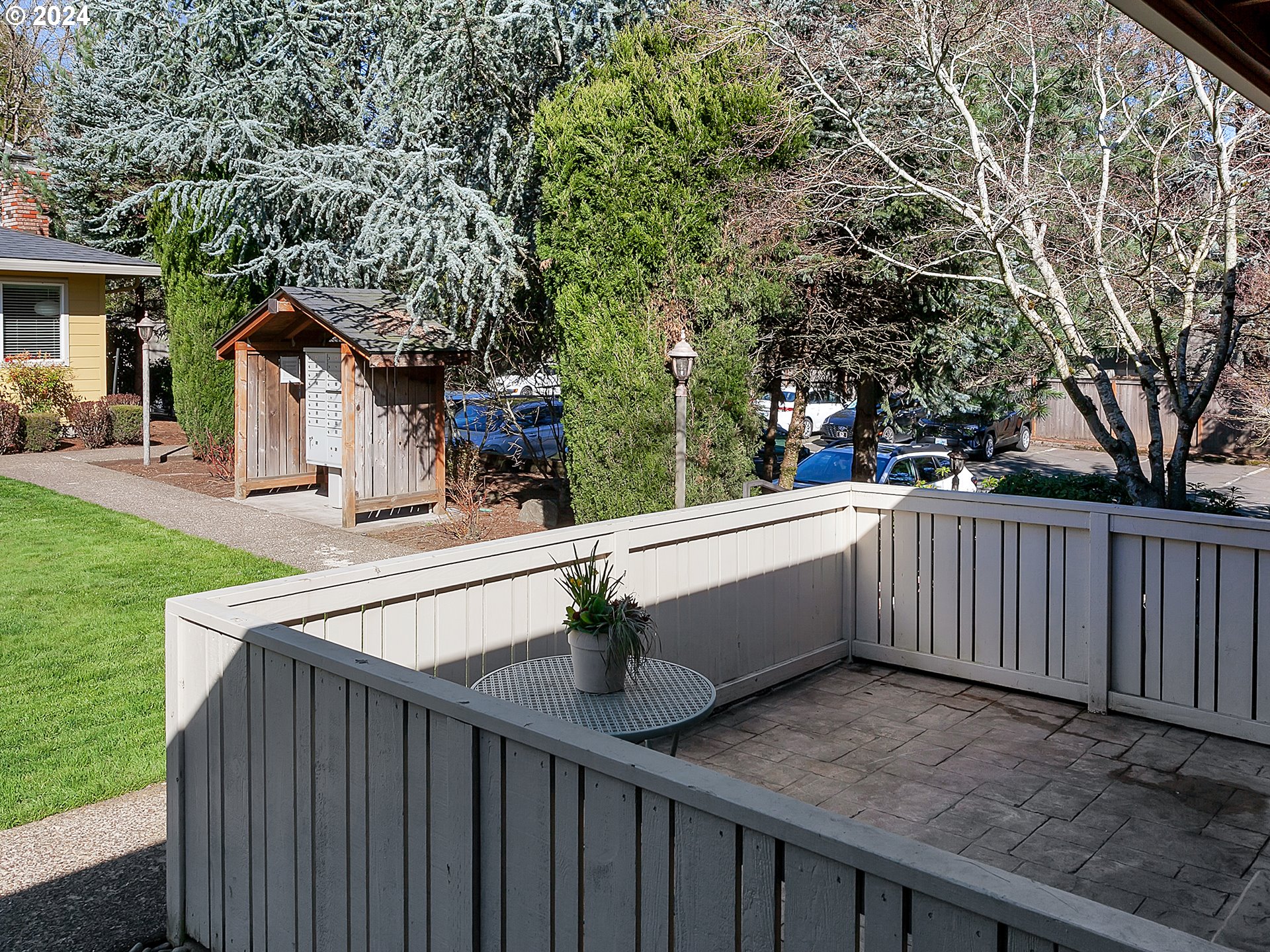2531 Southwest Spring Garden Street, Unit 16 Portland, OR 97219 - Photo 30 of 36 Gallery Image 30