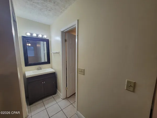 $1,650 | 866 Premier Drive, Panama City, FL 32401