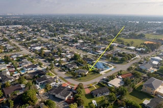 5455 Southwest 116th Avenue Miami, FL 33165 - Photo 15 of 18 an aerial view of multiple house