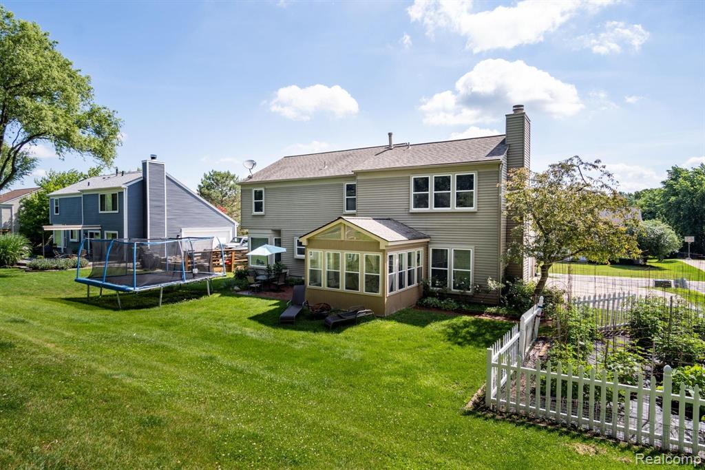 1639 Grandview Drive Rochester Hills, MI 48306 - Photo 28 of 29