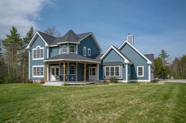$874,900 | 145 Horizon Drive, Goffstown, NH 03045