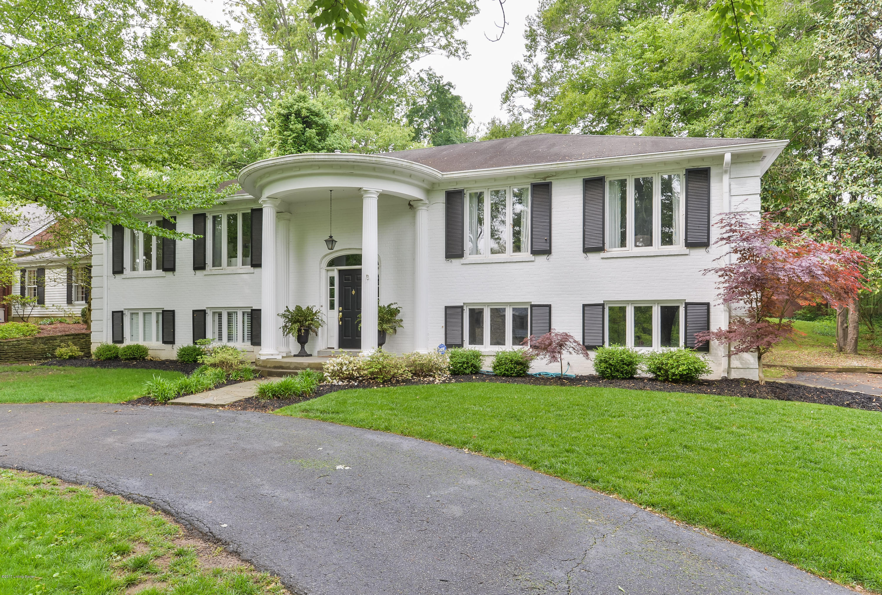 404 Mockingbird Hill Road Louisville, KY 40207 - Photo 3 of 44 04 LSIR 20170511