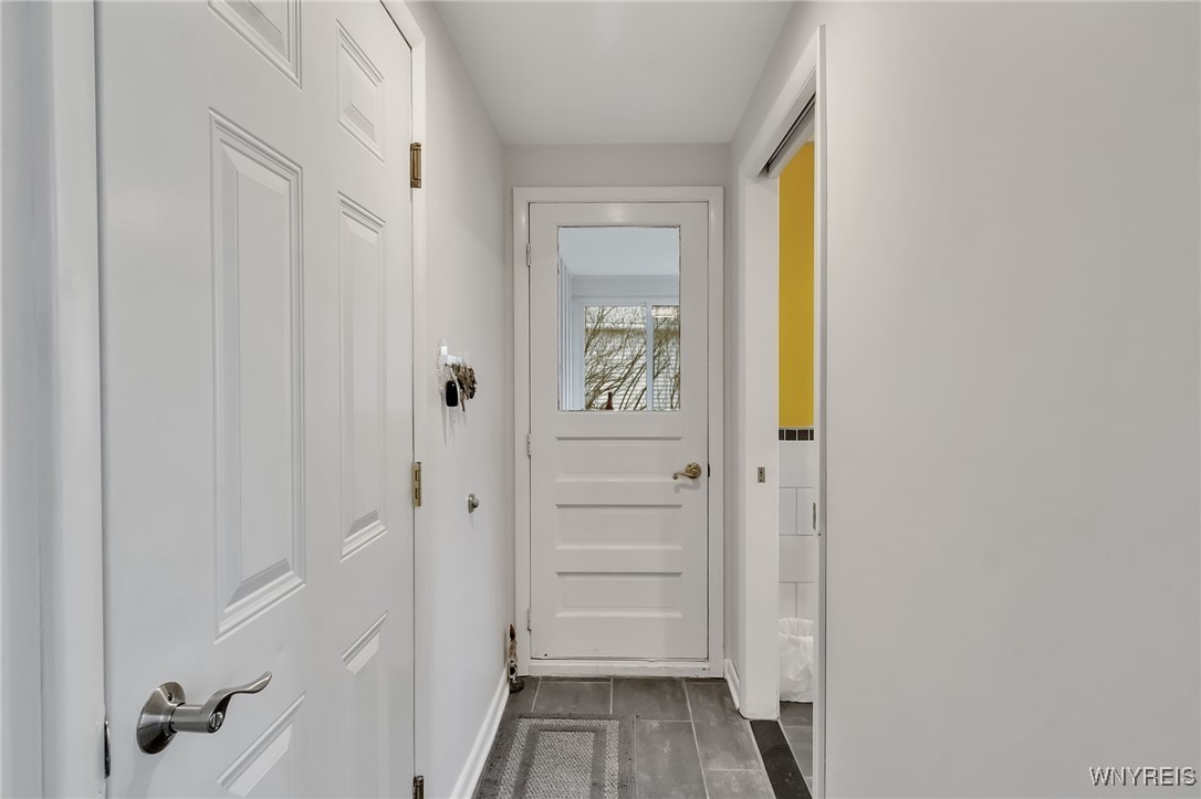 9005 Cliffside Drive Clarence, NY 14031 - Photo 21 of 45