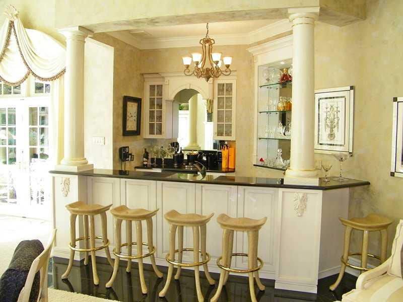 3525 Ellwood Road New Castle, PA 16101 - Photo 8 of 25 Great Room. Full bar