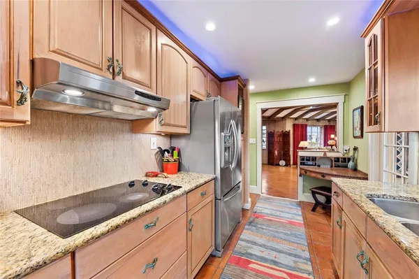 $1,500,000 | 941 Virginia Drive, Sarasota, FL 34234