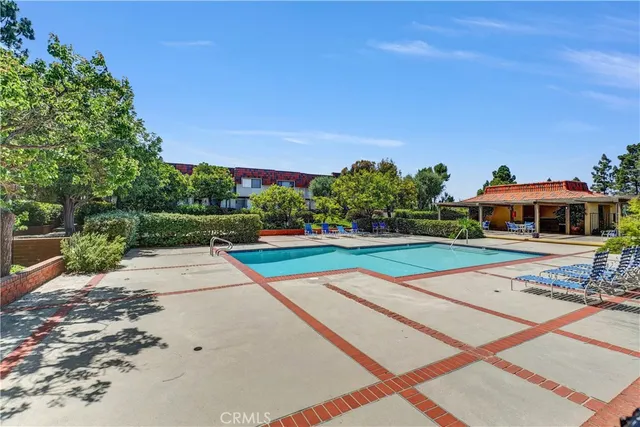 $1,080,000 | 27925 Ridgebluff Court, Rancho Palos Verdes, CA 90275