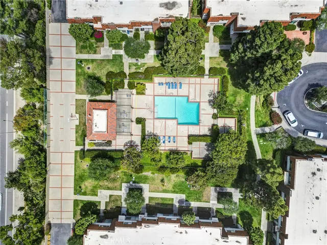 $1,080,000 | 27925 Ridgebluff Court, Rancho Palos Verdes, CA 90275