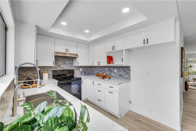 $1,080,000 | 27925 Ridgebluff Court, Rancho Palos Verdes, CA 90275