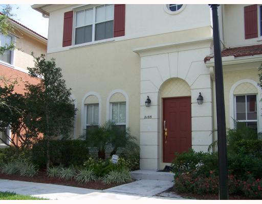 2135 Southwest 99th Way, Unit 2135 Miramar, FL 33025 - Photo 1 of 11 Exterior Front
