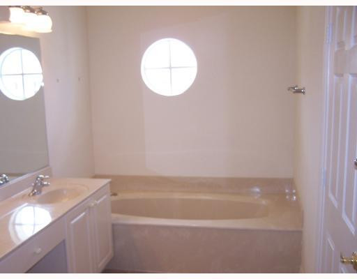 2135 Southwest 99th Way, Unit 2135 Miramar, FL 33025 - Photo 8 of 11 Master Bath/Spa