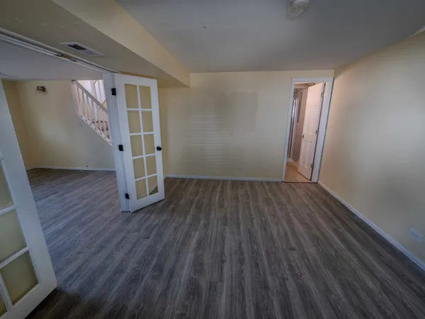 $469,900 | 630 Clover Lane, Schaumburg, IL 60193