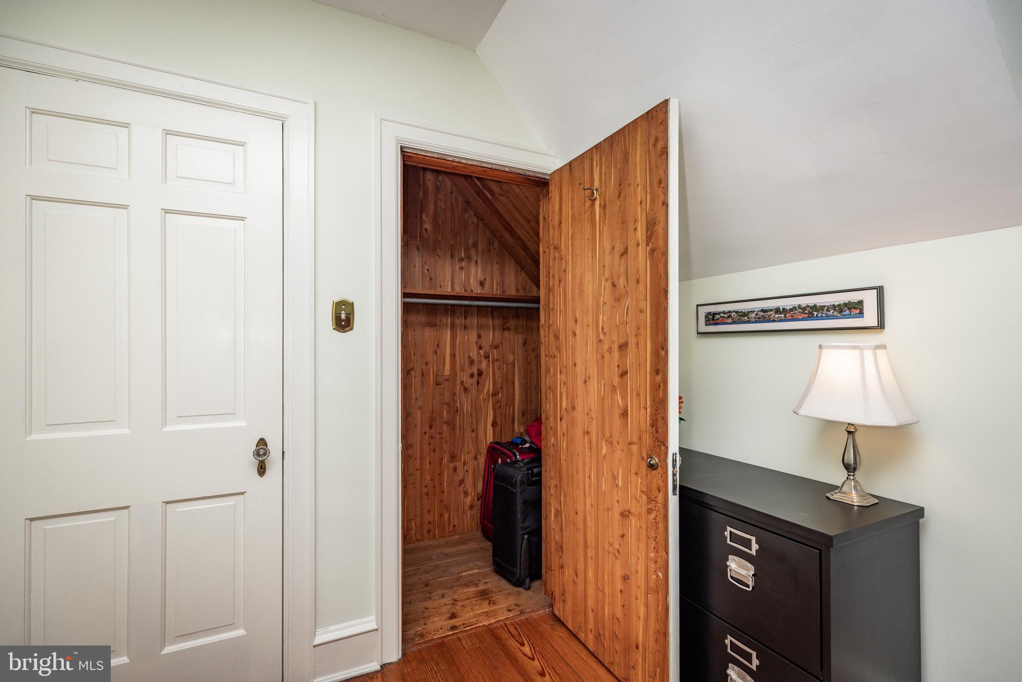 717 Nottingham Road Wilmington, DE 19805 - Photo 34 of 39 Cedar Closets