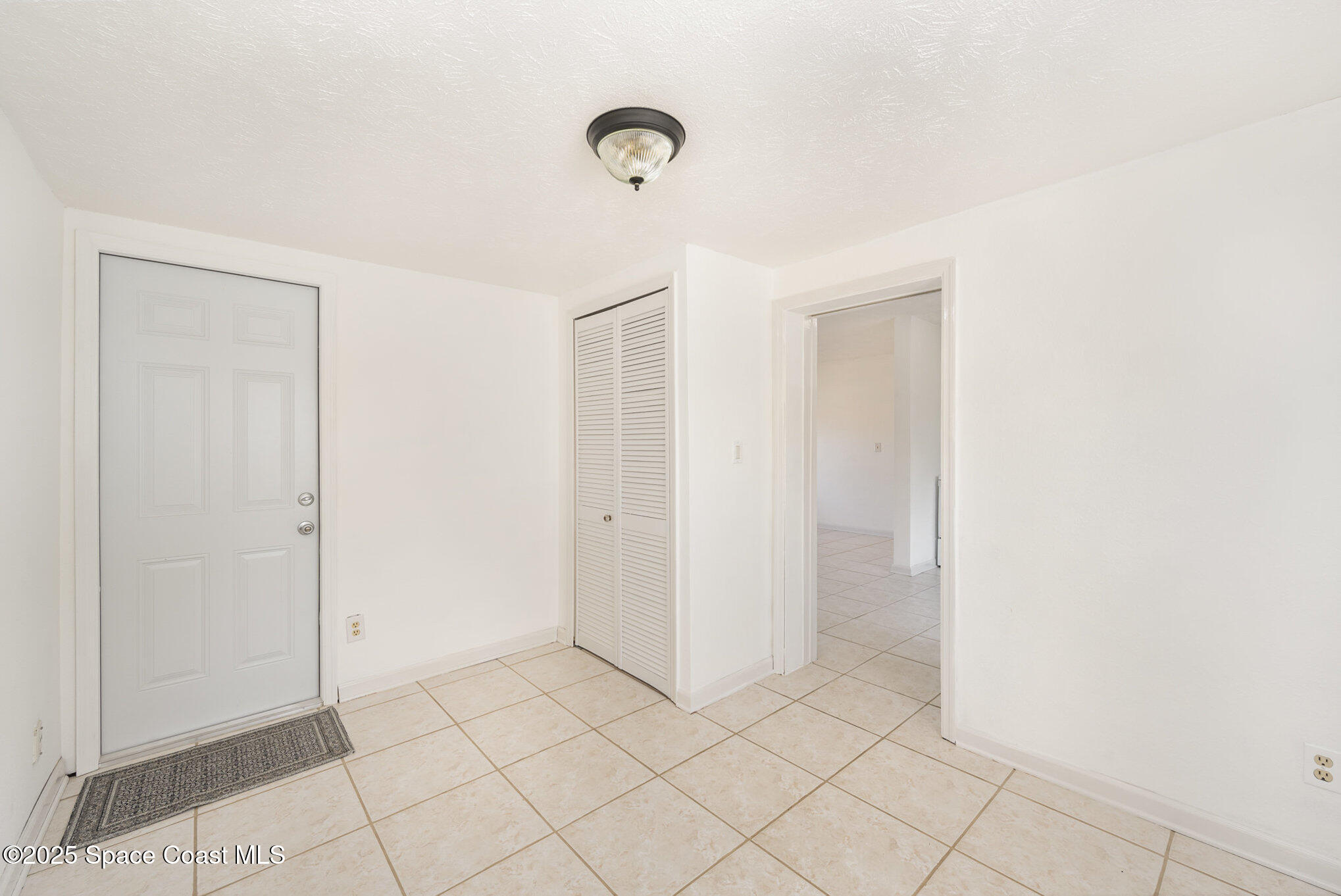 121 Del Flora Indialantic, FL 32903 - Photo 11 of 15 a view of an empty room