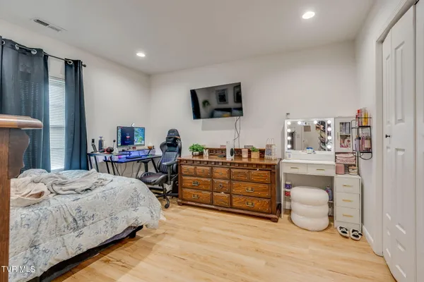 $350,000 | 403 Wilson Avenue, Unit 8, Johnson City, TN 37604