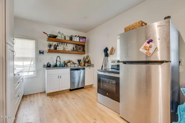 $350,000 | 403 Wilson Avenue, Unit 8, Johnson City, TN 37604