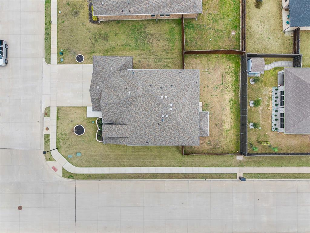 417 Ardsley Lane Forney, TX 75126 - Photo 29 of 31 an aerial view of a residential houses