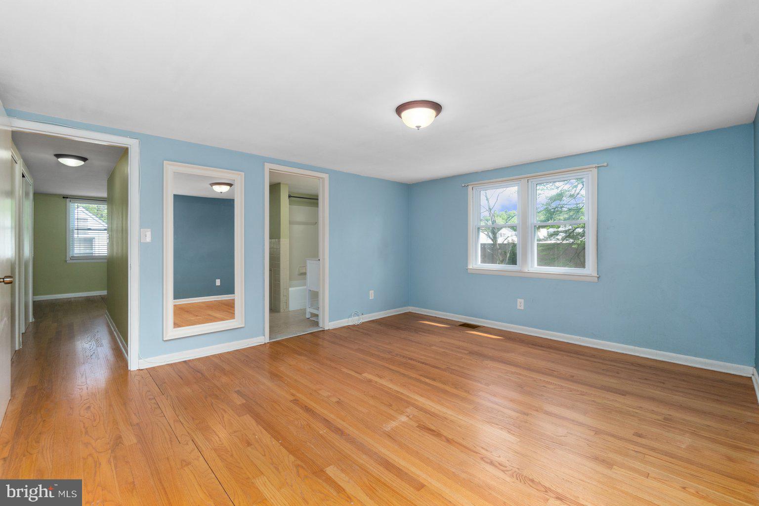 511 Warren Road Cockeysville, MD 21030 - Photo 13 of 37 Primary bedroom