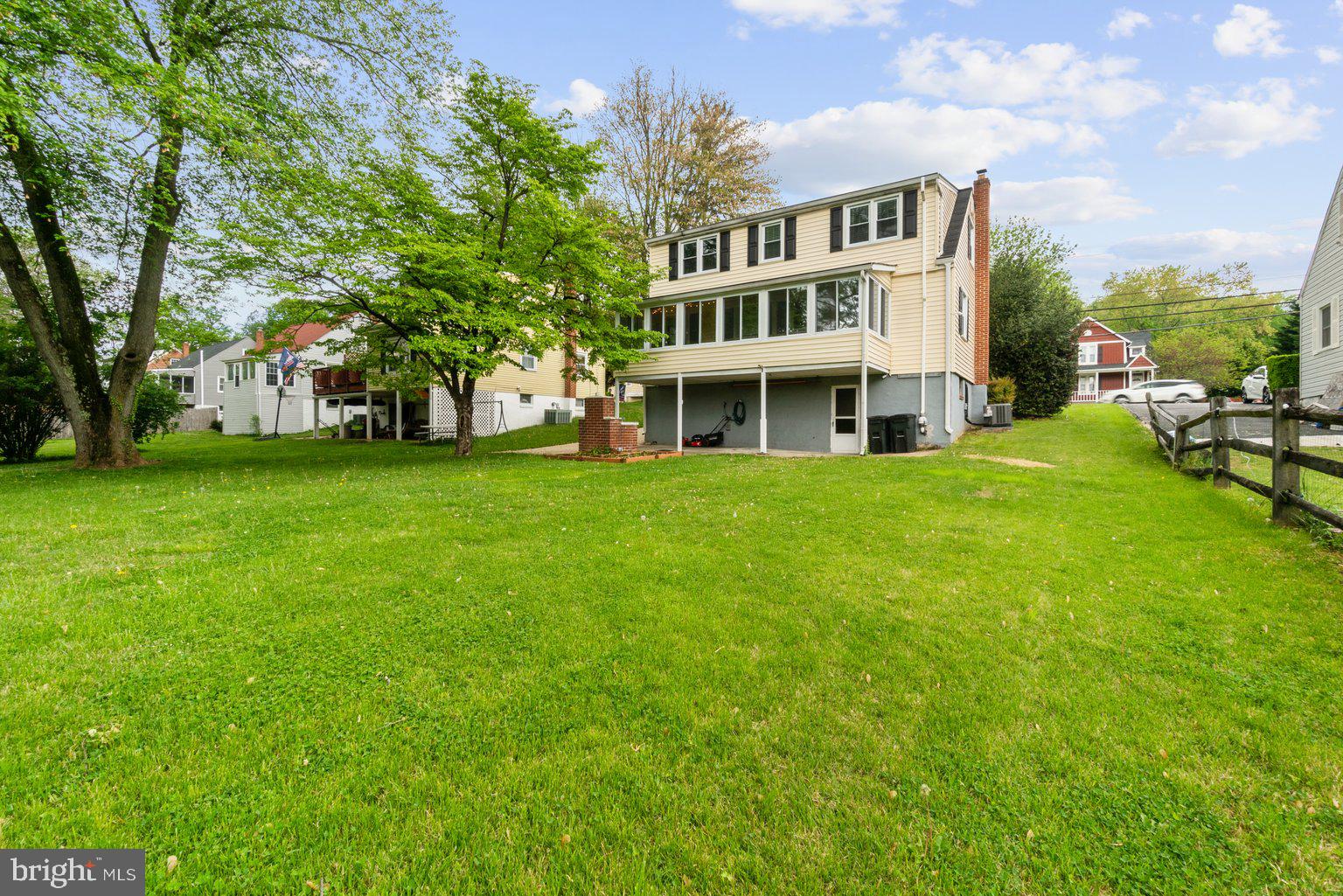 511 Warren Road Cockeysville, MD 21030 - Photo 36 of 37 Your suburban oasis