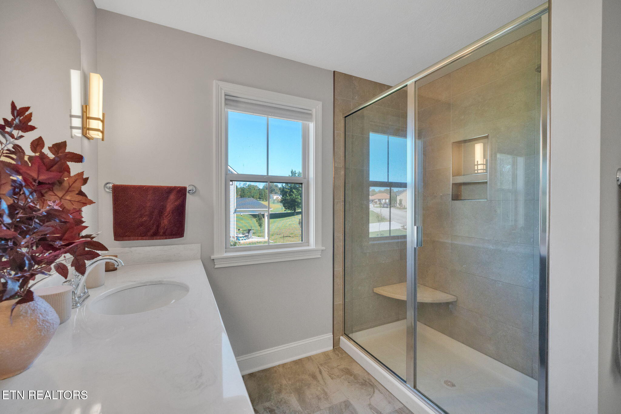 9332 Gabrielle Road Strawberry Plains, TN 37871 - Photo 17 of 29 Primary Bath