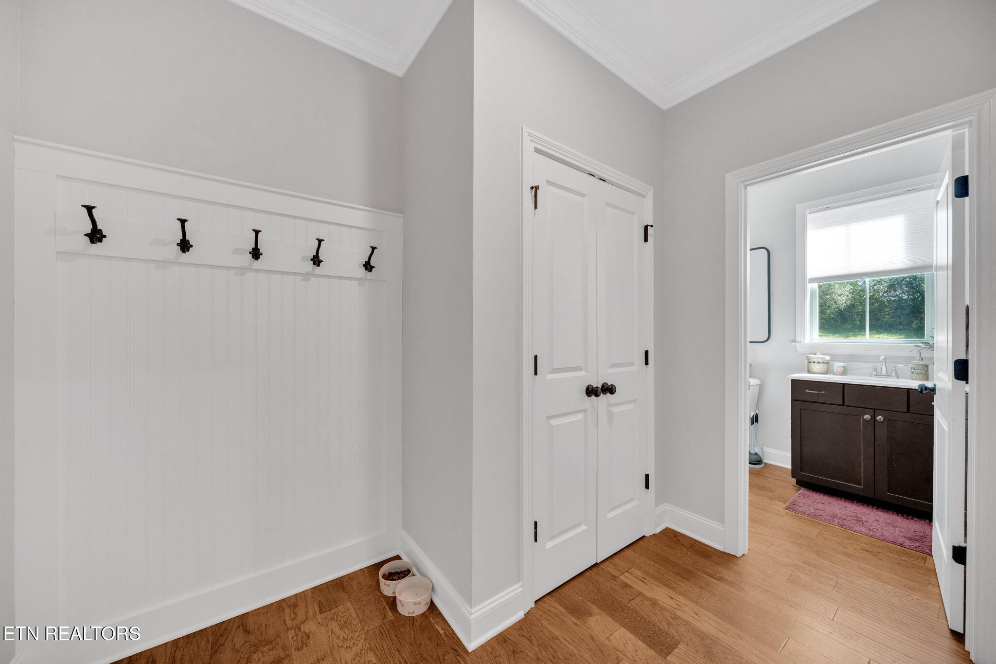 9332 Gabrielle Road Strawberry Plains, TN 37871 - Photo 7 of 29 Entry/Mud Room