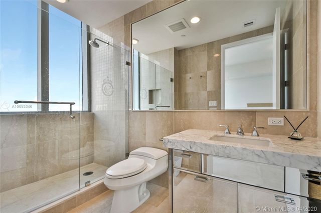 $1,750,000 | 17475 Collins Avenue, Unit 301, Sunny Isles Beach, FL 33160