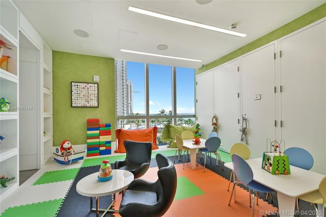 $1,750,000 | 17475 Collins Avenue, Unit 301, Sunny Isles Beach, FL 33160