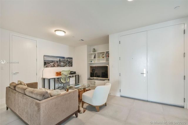 $1,750,000 | 17475 Collins Avenue, Unit 301, Sunny Isles Beach, FL 33160