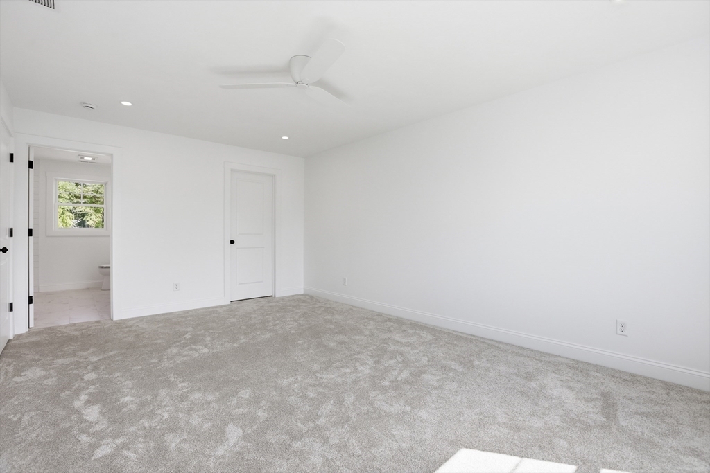 294 Salem Road Dracut, MA 01826 - Photo 21 of 33
