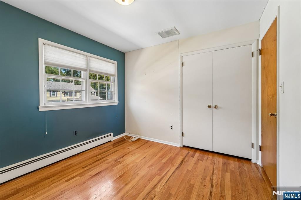 41-57 Rys Terrace Fair Lawn, NJ 07410 - Photo 15 of 32