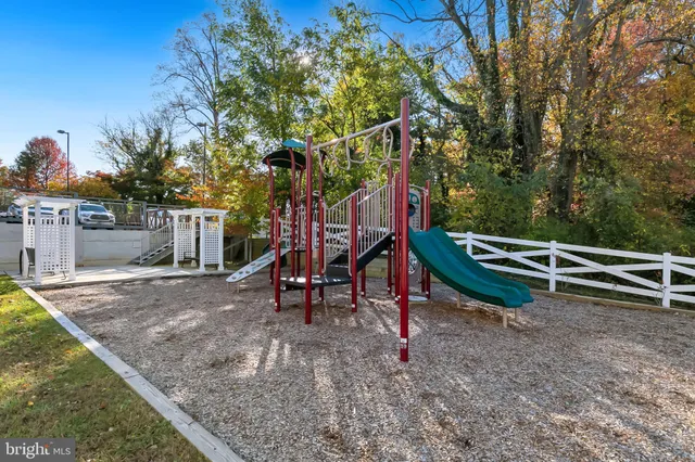 $650,000 | 202 Ashton Mkt Alley, Ashton, MD 20861