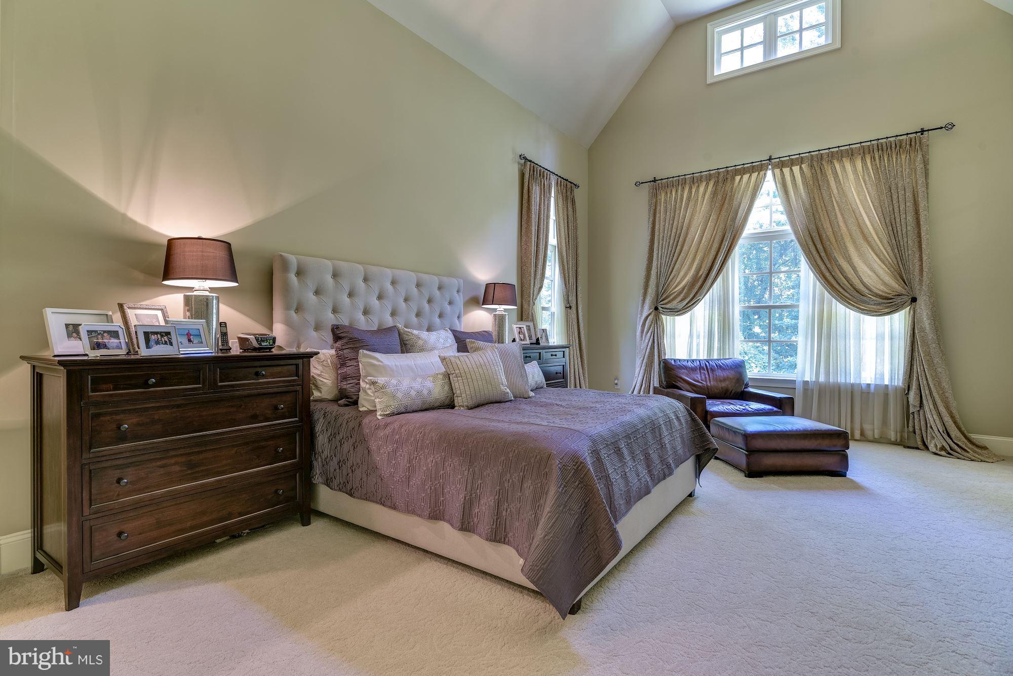 13300 Query Mill Road North Potomac, MD 20878 - Photo 13 of 30 Double Door Entry, VERY SPACIOUS, but PRIVATE