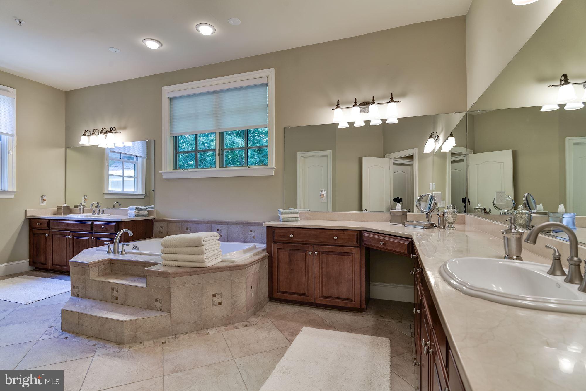 13300 Query Mill Road North Potomac, MD 20878 - Photo 14 of 30 COMMODIOUS MSTR Ba feat: HIS & HERS VANITIES!