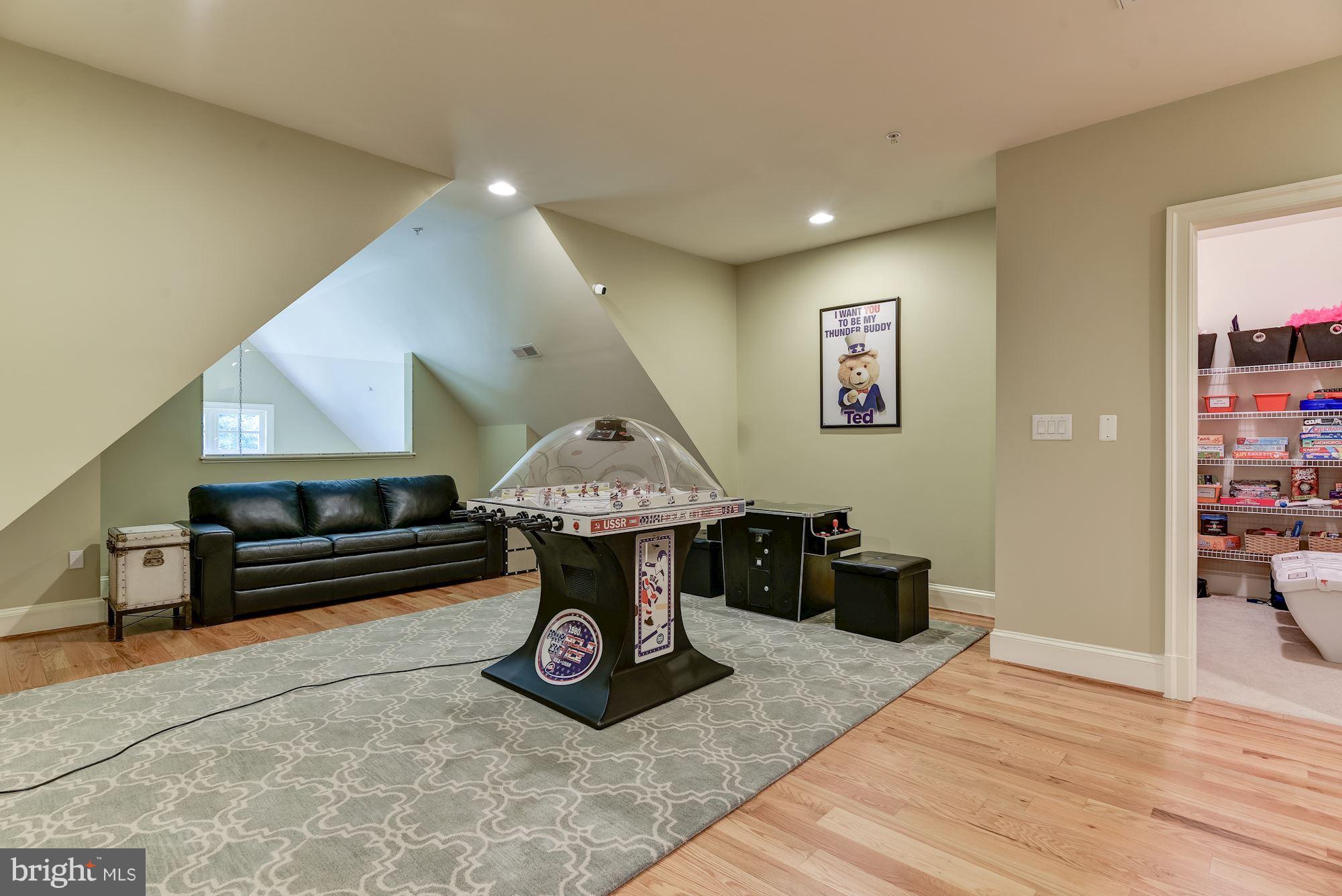 13300 Query Mill Road North Potomac, MD 20878 - Photo 22 of 30 2nd entertainment / playroom just off upstairs BRs