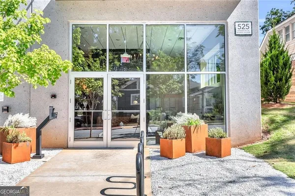 $2,400 | 525 Parkway Drive, Unit 401, Atlanta, GA 30354