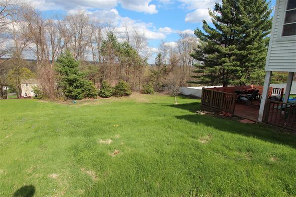 17 Meadowbrook Road Auburn, MA 01501 - Photo 5 of 27 Gallery Image 5