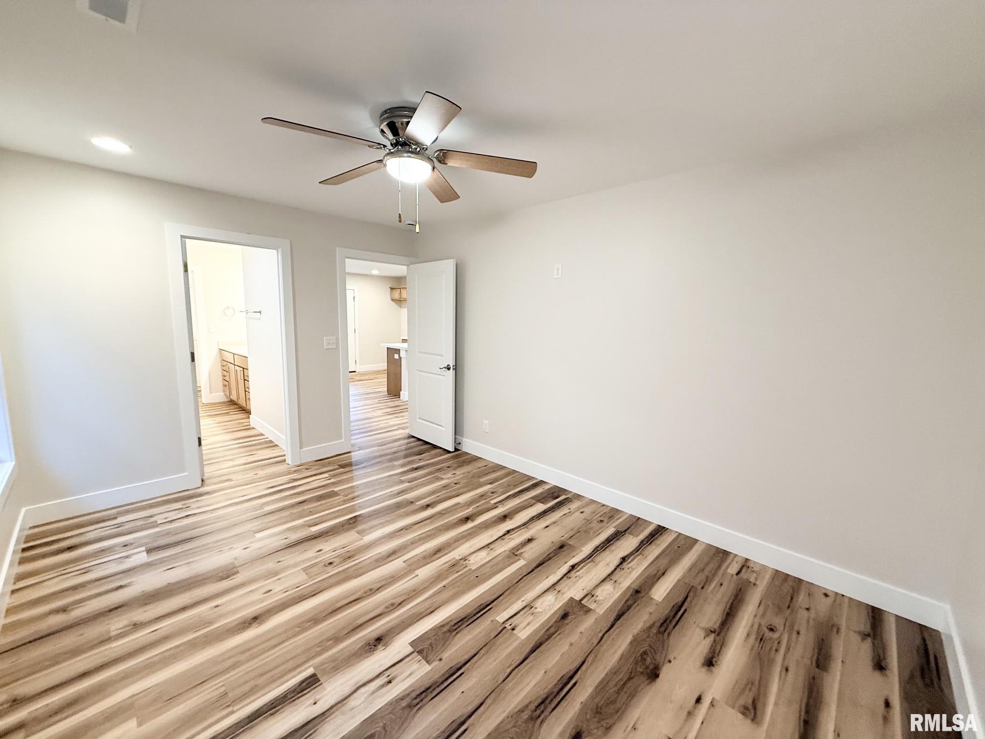 2264 Chestnut Street Quincy, IL 62301 - Photo 9 of 19 Gallery Image 9