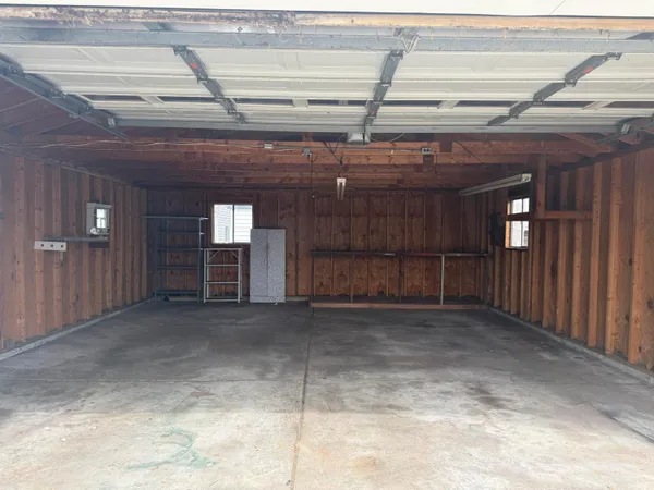 $185,000 | 26700 Grandmont Street, Roseville, MI 48066
