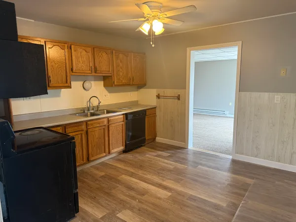 $185,000 | 26700 Grandmont Street, Roseville, MI 48066